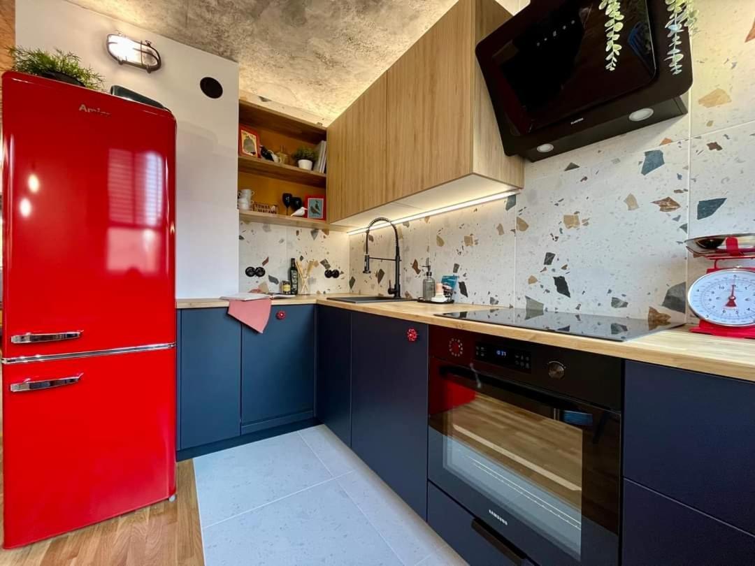 Modern Retro Apart ~ 800M Main Square Вроцлав Экстерьер фото